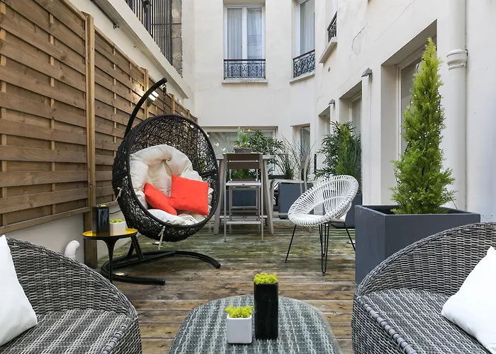 Hotel Magenta 38 By Happyculture Parijs